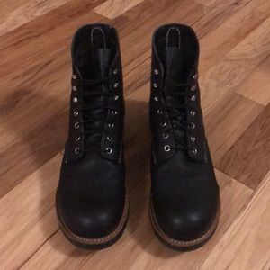 Red Wing Heritage 8114 6-Inch Iron Ranger Boot